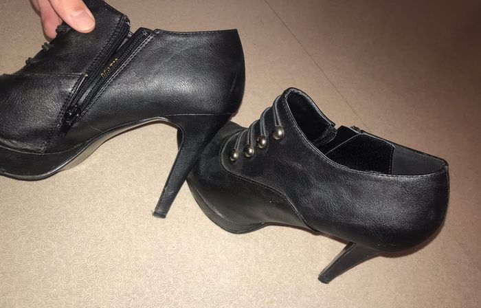Boots noires à talons - photo numéro 5