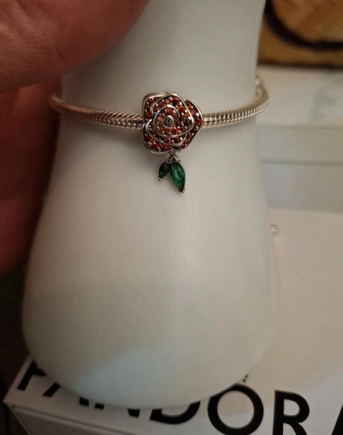 Charm en forme de Rose - photo numéro 5