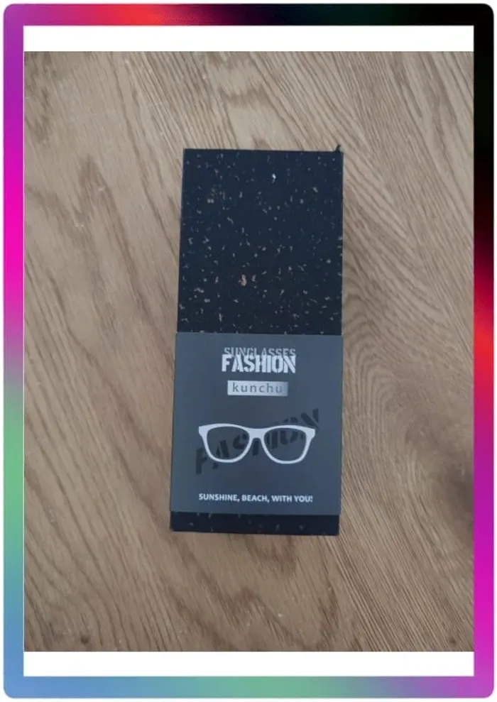 Lunette Fashion Kunchu Zebra Claire catégorie UV3 neuf sous blister et boite. - photo numéro 2