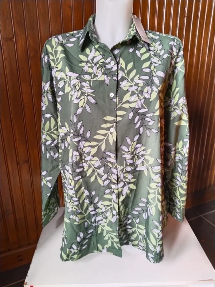 Blouse/tunique femme marque Melya Melody taille 48/50 - photo numéro 3