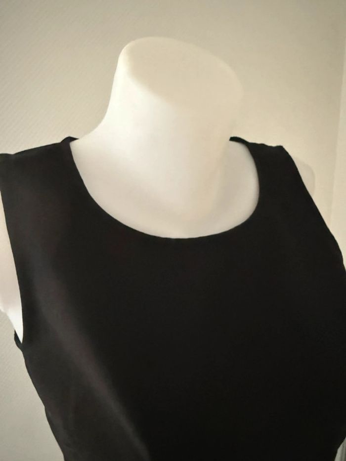 Petite robe noir en très bon état taille S kwoman - photo numéro 4