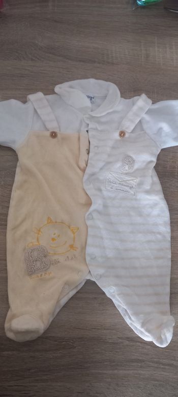 Pyjama fille ou mérite taille 1 mois