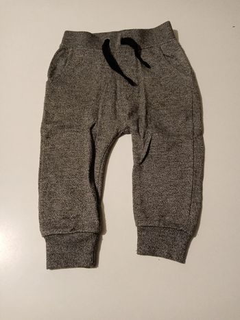 Legging gris T 18-24 mois