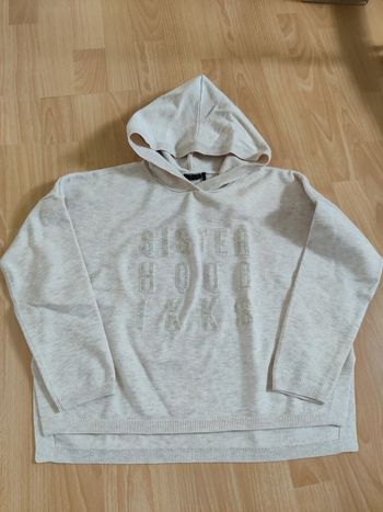 Sweat à capuche taille 10 ans