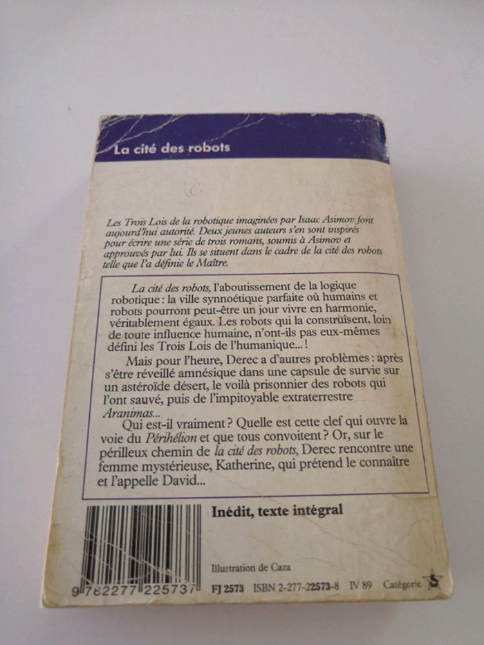 Livre La cité des robots d Isaac Asimov - photo numéro 2