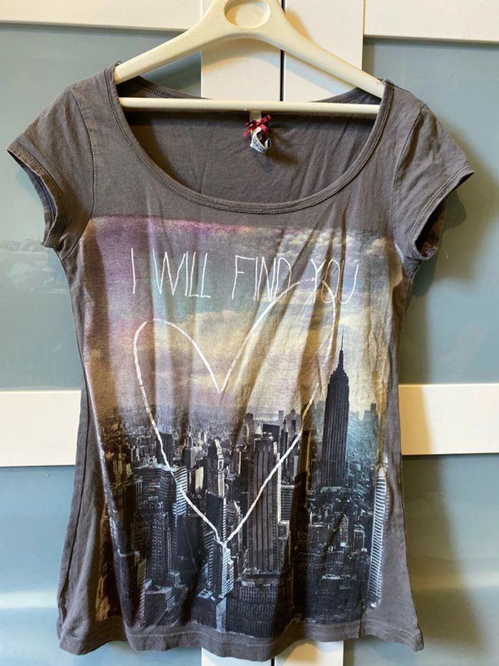 tee shirt