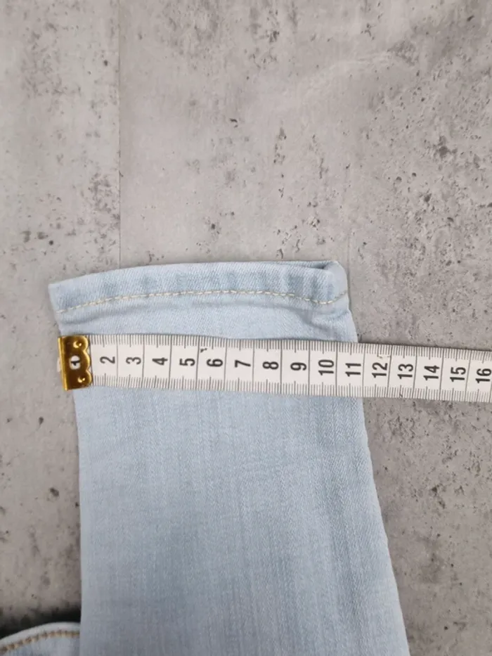 Jean Levi’s 710 Super Skinny bleu clair – Taille 25x30 US / 34 FR Femme (mesures en photos) - photo numéro 7