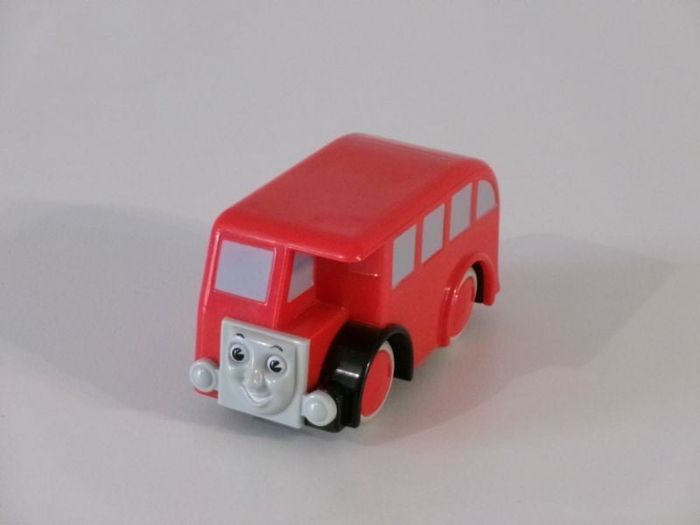 Locomotive / train / bus Thomas et ses amis