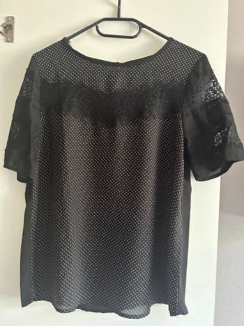 T-shirt à dentelles