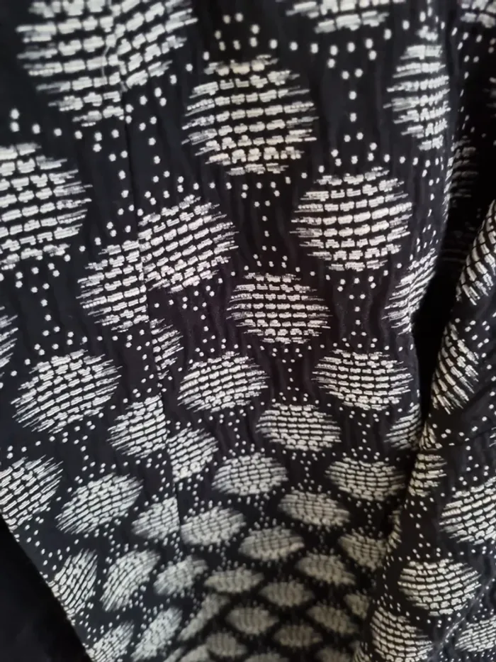 Veste habillée H&M noire et blanche taille S - photo numéro 3