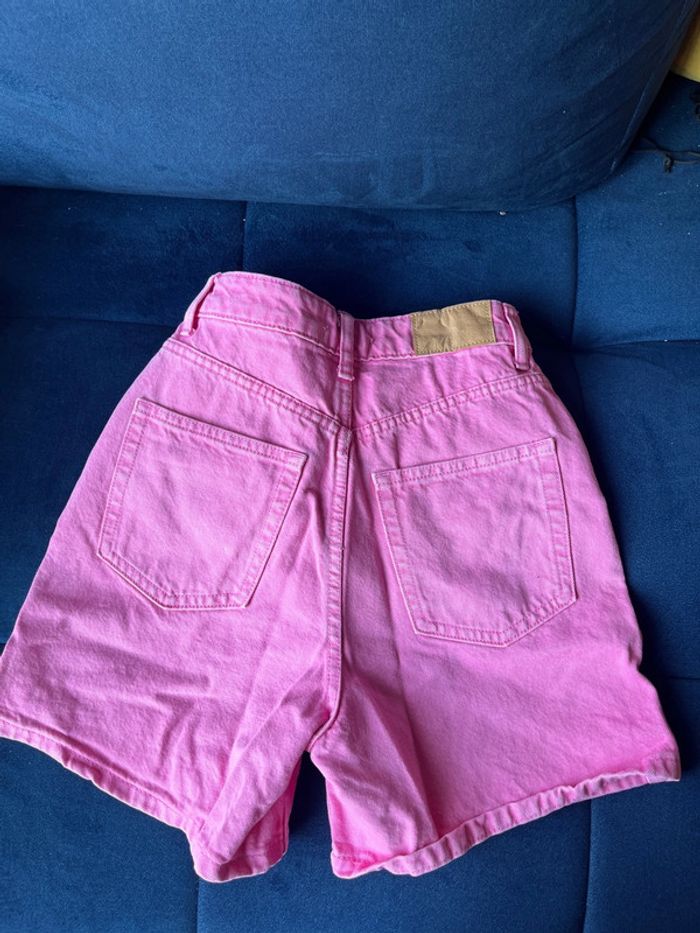 Zara short en jean rose - photo numéro 3