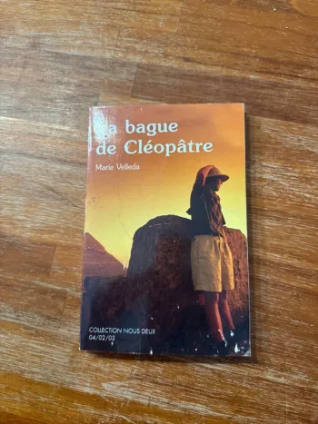 Livre la bague de Cléopâtre