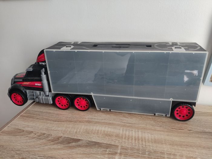 Camion avec rang voitures - photo numéro 2