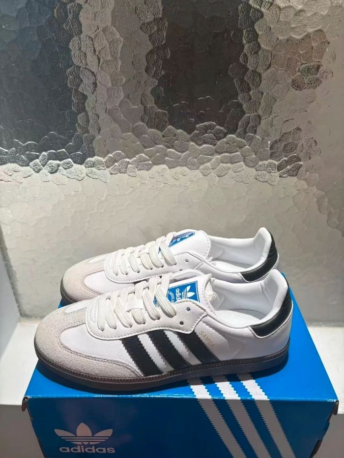 Originais Adidas Samba OG Blanc Taille 38 - photo numéro 2