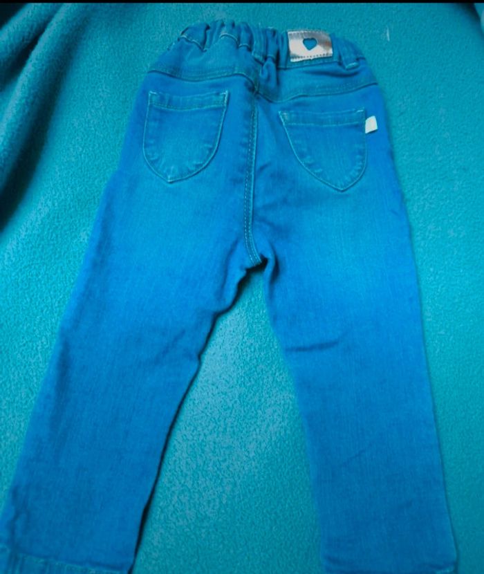 Jeans fille Kiabi 18 mois - photo numéro 2