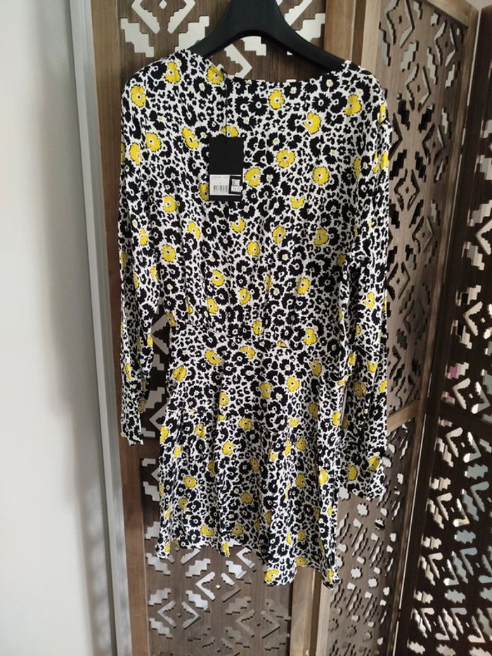 Superbe robe neuve The kooples - photo numéro 4