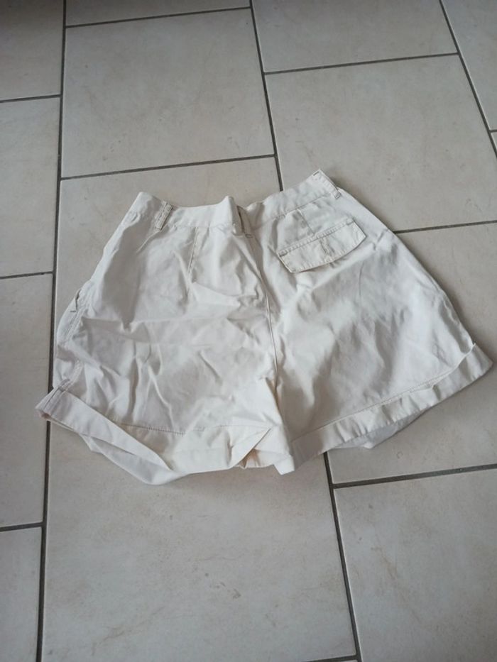 Short T38 - photo numéro 2