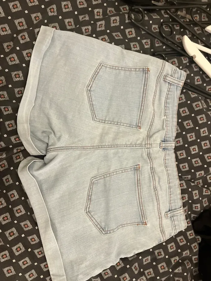 Short jeans - photo numéro 3