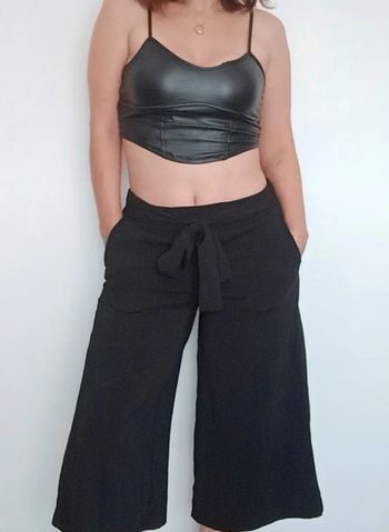 Pantalon court fluide jambes large Zara 34