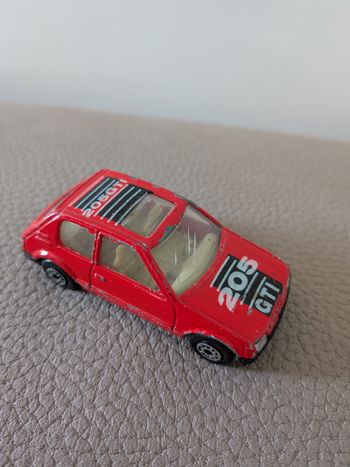 Voiture Peugeot 205 GTI