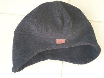 1 bonnet bleu enfant + 2ans marque awasa