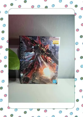 Maquette Gundam MG 1/100 MSN-06S Sinanju