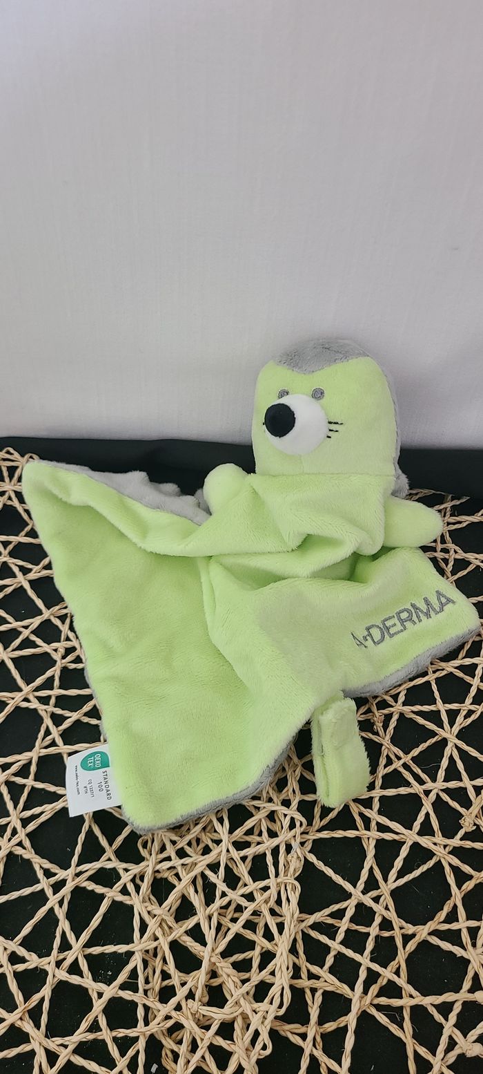 Doudou A-Derma Aderma Hérisson Plat Gris Vert Attache Tétine Oeko-tex