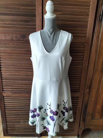 Robe  taille 46 Bodyflirt