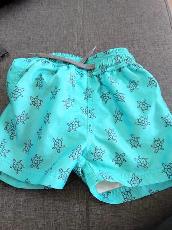 Short piscine