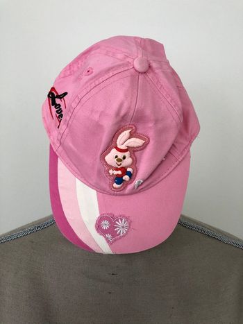 Casquette fille, Isnar