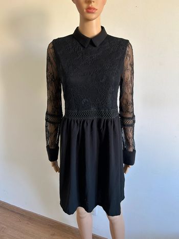 Robe noire avec dentelle Grace & Mila taille M jamais portée