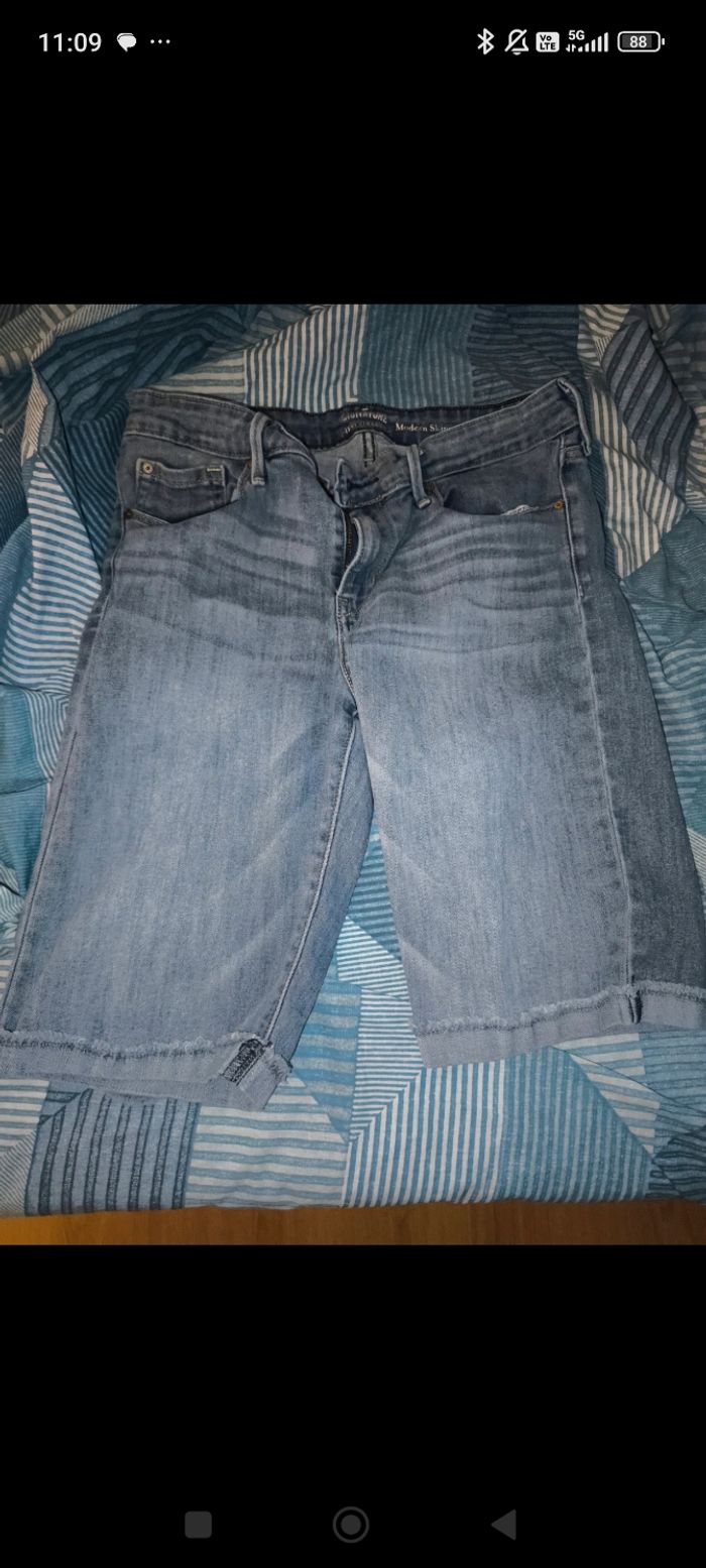 Short Levi's