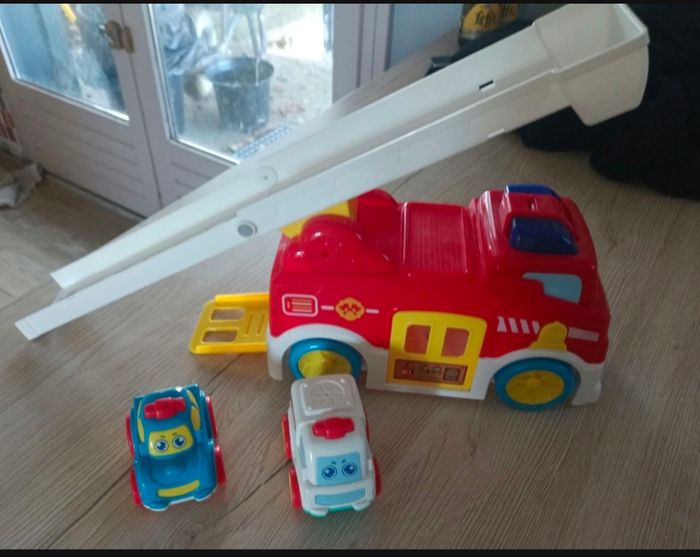 Camion pompier - photo numéro 2