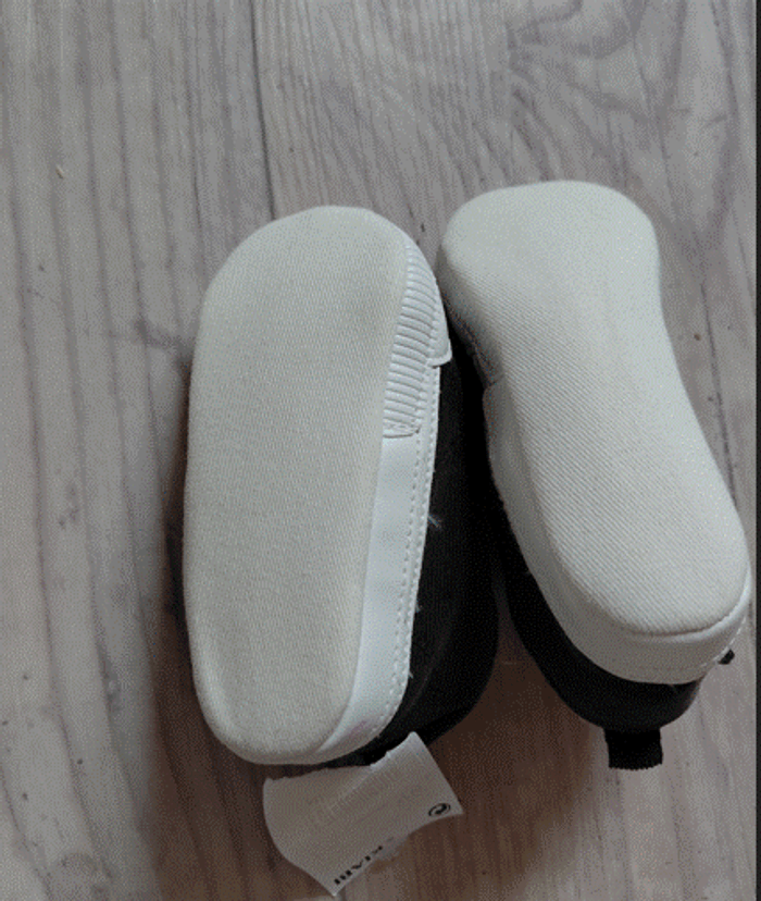 Chaussures fourres Kiabi, 9 12 mois, neuves - photo numéro 3