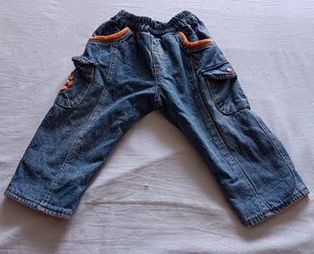 Sur pantalon taille 18 mois