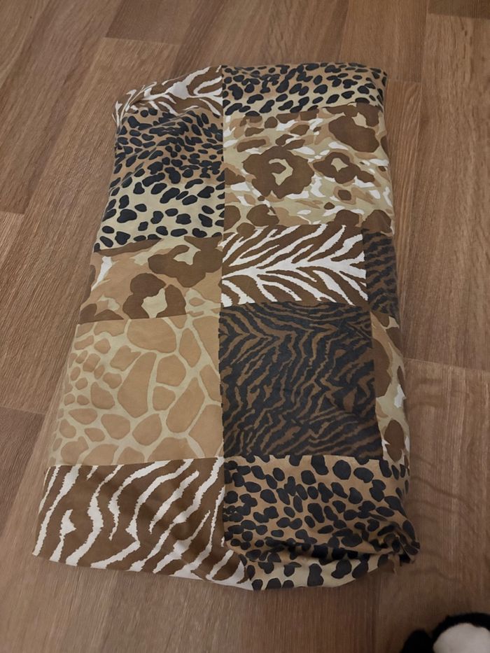 drap housse léopard