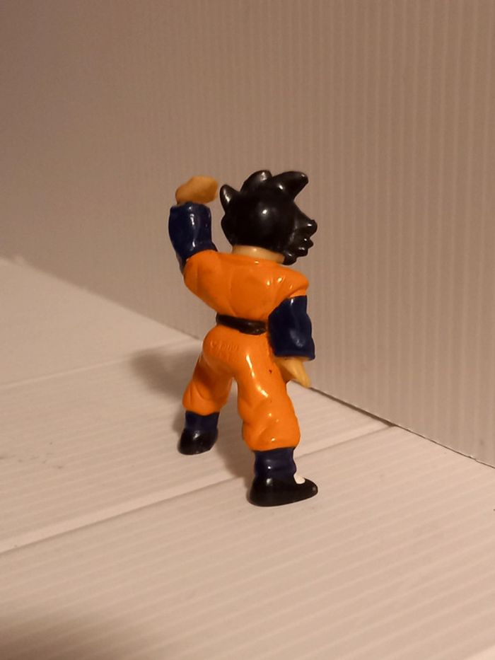 Figurine goku 1989 - photo numéro 7