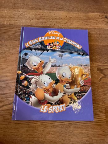 Livre Disney Le monde merveilleux de la connaissance Le sport