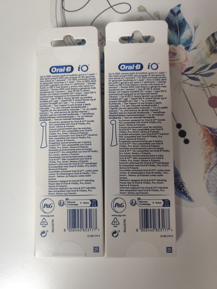 4 Brosses de rechange Oral-B iO Ultimate Clean - photo numéro 2