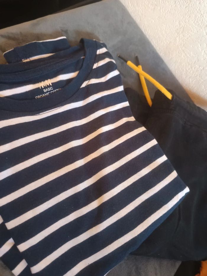 Lot vêtements garçons 8 ans + 1 jouet cadeau - photo numéro 5