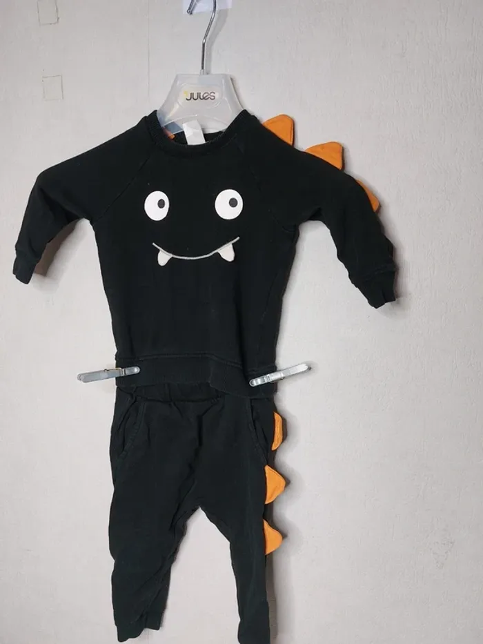 Ensemble jogging noir imprimé "H&M"
