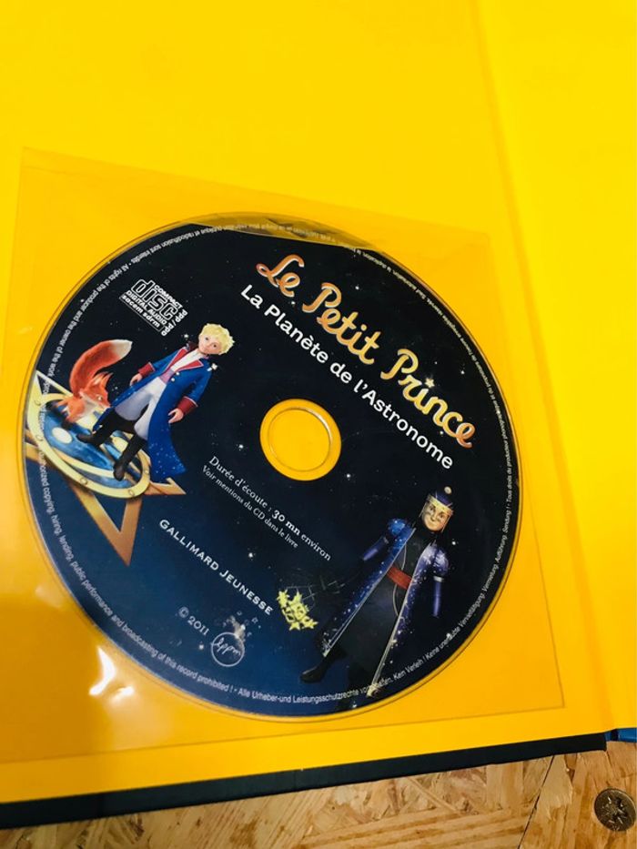 Lot livre + 2 dvd Le petit prince - photo numéro 2
