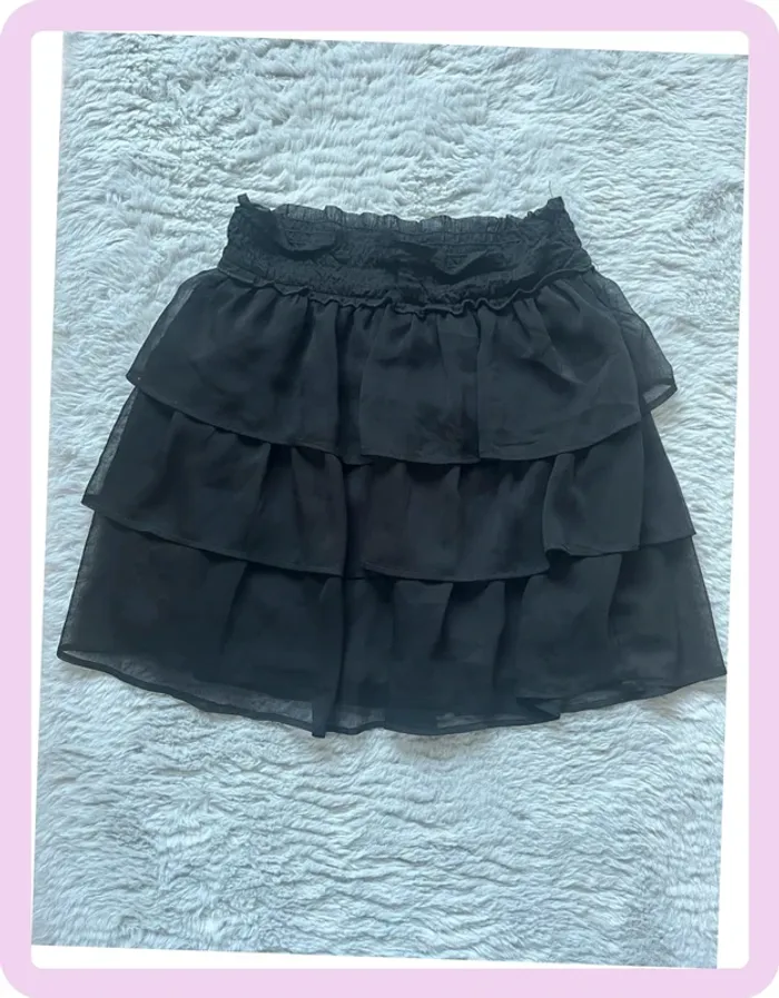 🖤 Mini jupe noire à volants – Divided - Taille XS