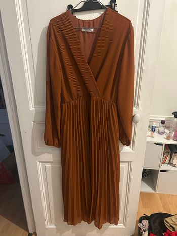 Robe marron avec doublure