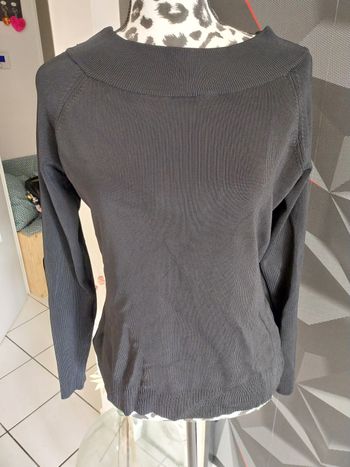 Pull noir