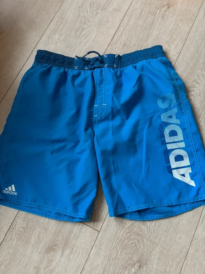 Short de bain Adidas taille M