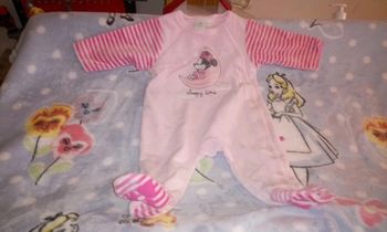 Pyjama Disney minnie 3 mois neuf