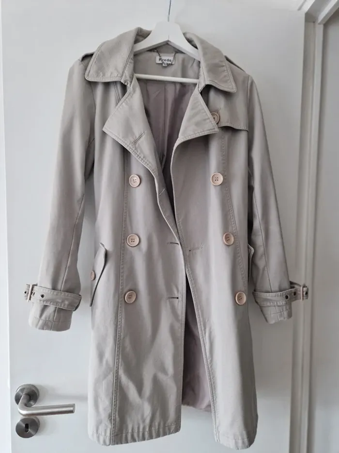 Trench Marque Freda Taille 1 (38) beige - photo numéro 2