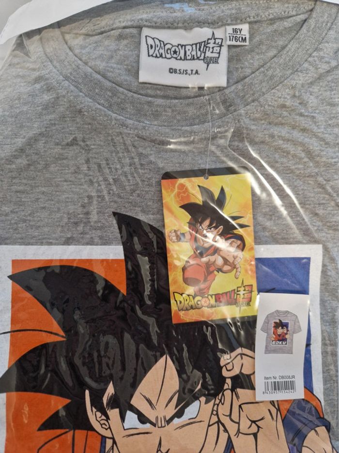 Tee shirt dragon ball z neuf 16 ans