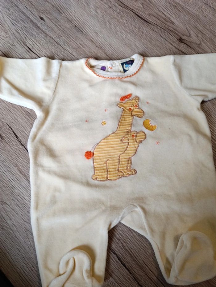 Pyjama dpam 1 mois - photo numéro 3